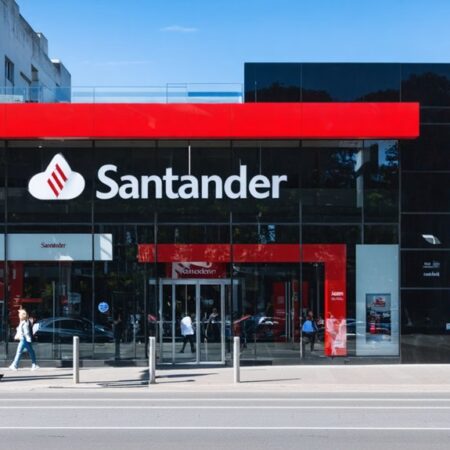 Sucursal del Banco Santander Curicó Chile – Contacto, Ubicación y Horarios